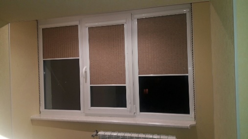 closed roller blinds